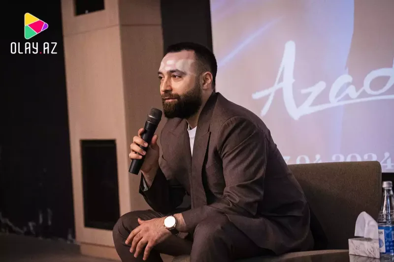 “Efirdən kiməsə söz atmağı düzgün saymıram”