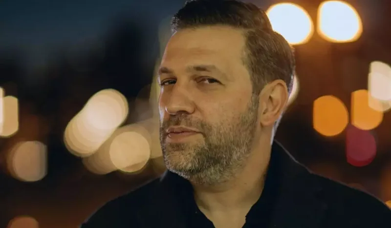 “Tərbiyəsizlik özünə dövlətdən ikinci evi istəməkdir”