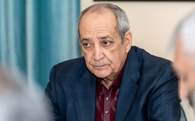 “Tərbiyəsizlik özünə dövlətdən ikinci evi istəməkdir”