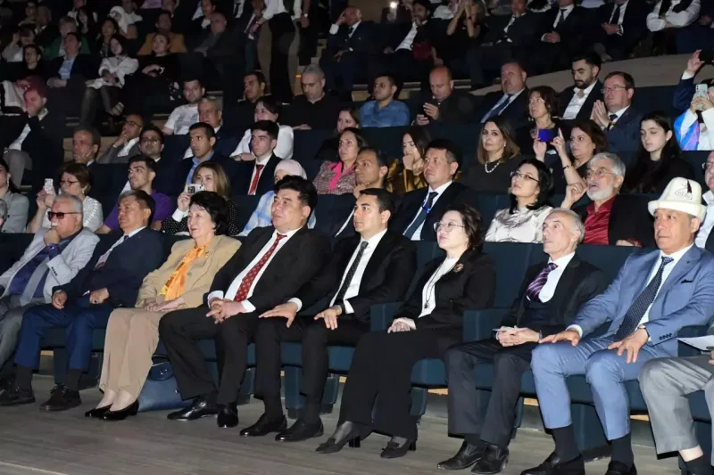 Qırğız Mədəniyyəti Günlərinin təntənəli açılışı oldu