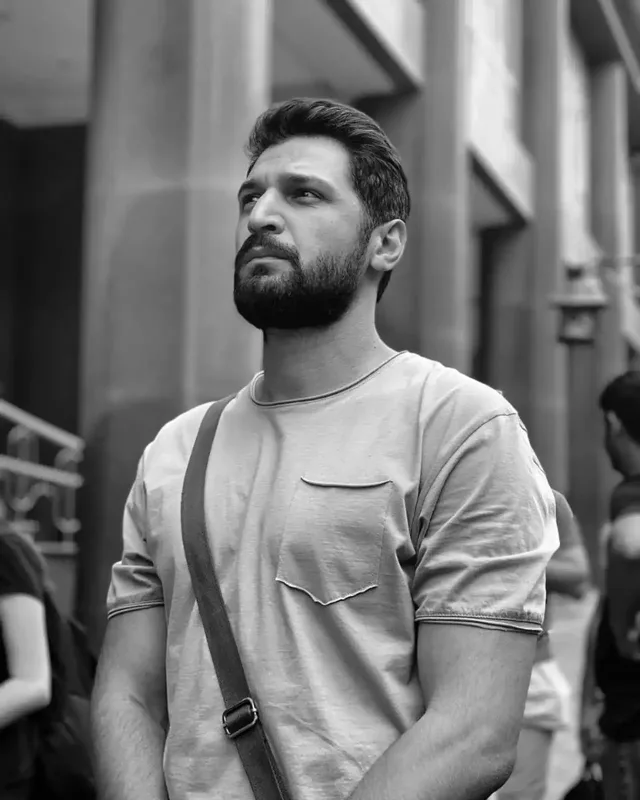 Çox səmimi müdafiə...