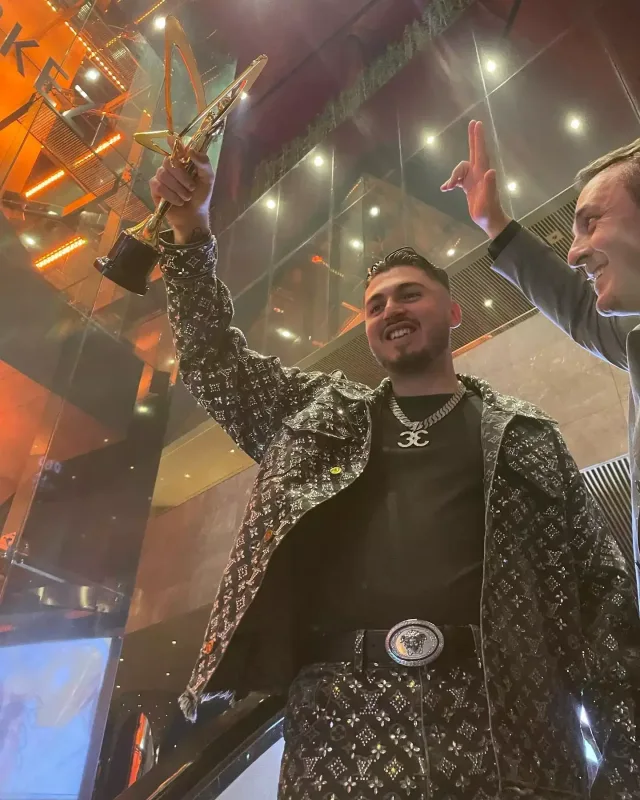 “Spotify”da qazancları 200 min dolları keçir...