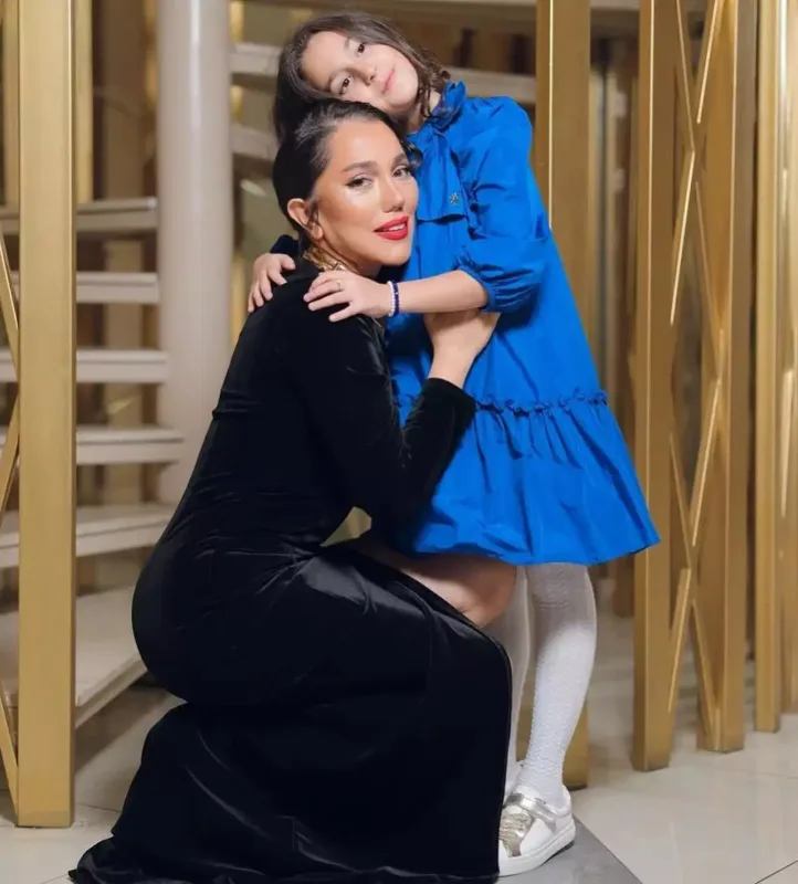 “Deyəcəklər ki, anamız bizi qoyub getdi”