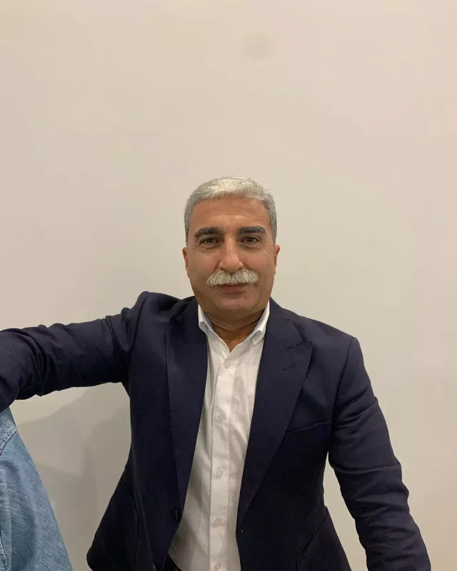 “Məni parodiya edərək böyük aktyor olub”