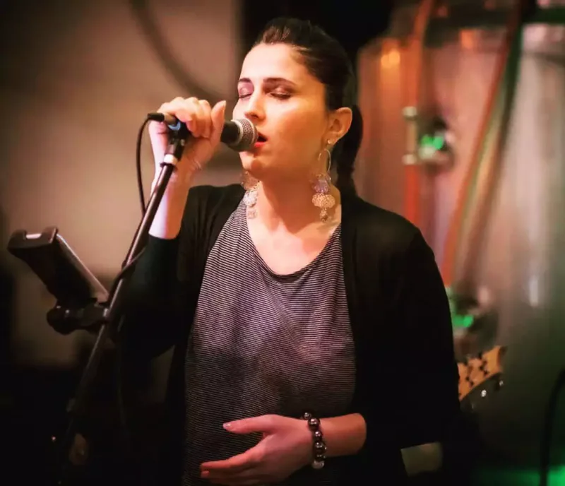 Canlı efirdə sözləri çəp gəldi