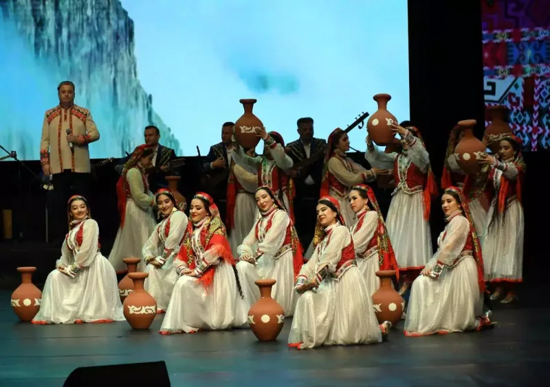 Tacikistan Mədəniyyəti Günlərinin açılışı olub