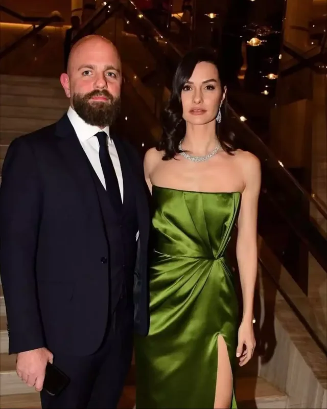 Ayrılıqlar mövsümü...