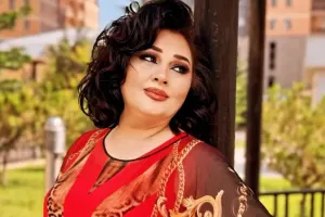 “Bacım ifaçı olmağımı istəmirdi”