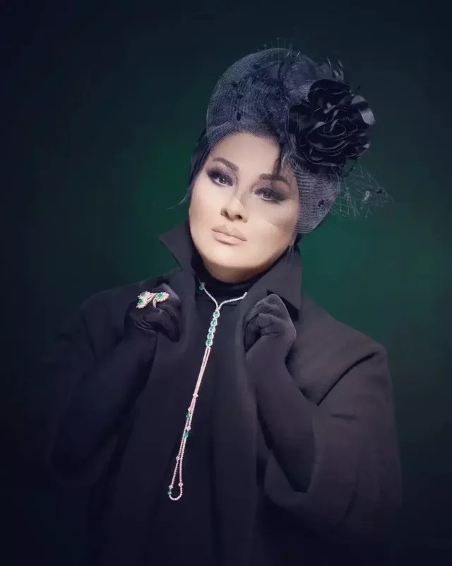 “Bacım ifaçı olmağımı istəmirdi”