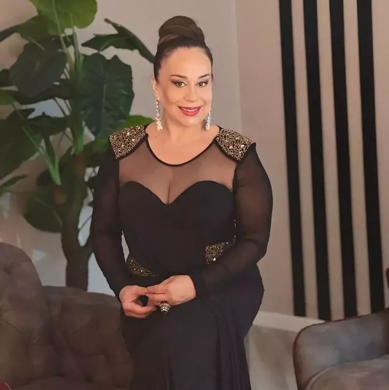 Aktrisalardan Ziya Ağaya etiraz!