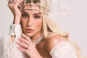 “15 yaşıma qədər bir şəklim də yoxdur”