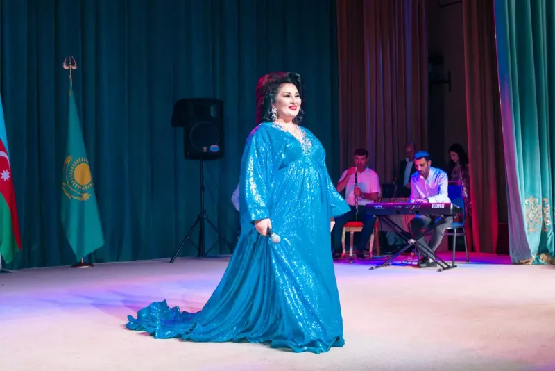 Aybəniz Haşımova Aktauda konsert verdi