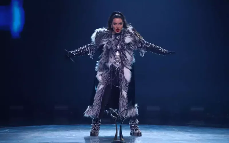 “Lüt qaçan yaxşı idi, bizim oğlanlar pis?”