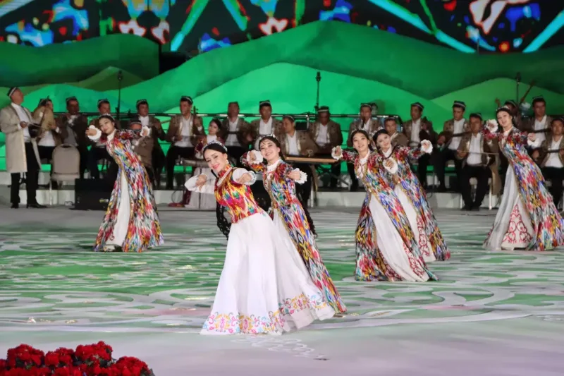 Nazir Özbəkistanda Beynəlxalq Forumda