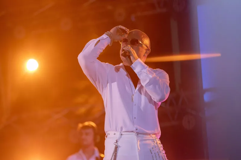 Yaşıl Teatr konsertinin birinci günündə yaşananlar...