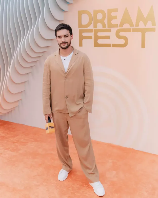 “Çəkələk geyindiyim üçün məni danladılar”