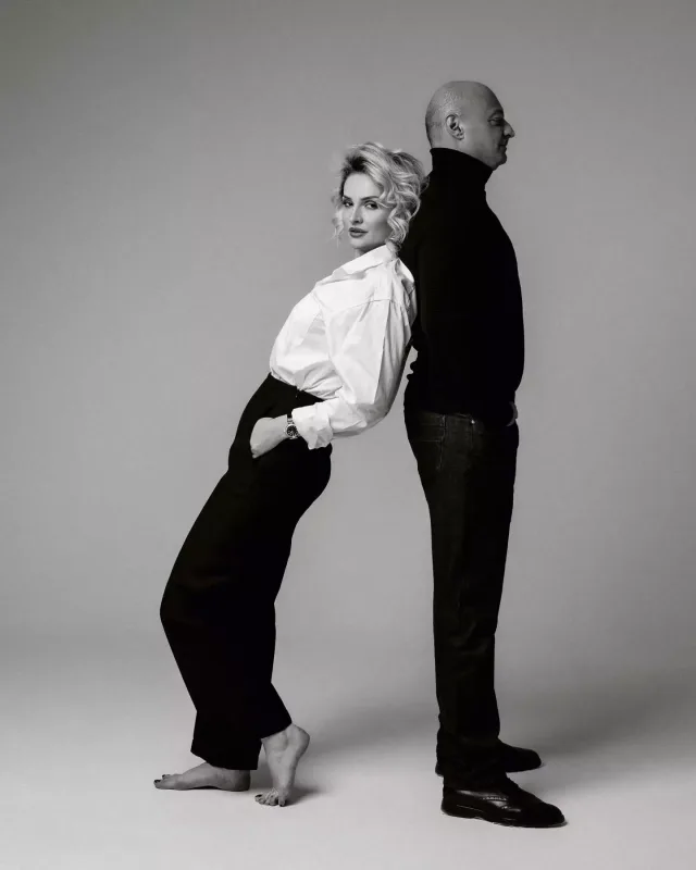 “Lider”in rəhbərinin xanımı ona cadu edən şəxsdən yazdı