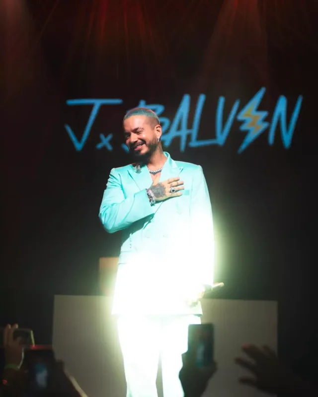 Cey Balvin Bakıya gəlir!