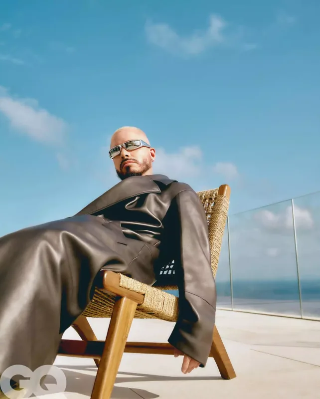 Cey Balvin Bakıya gəlir!