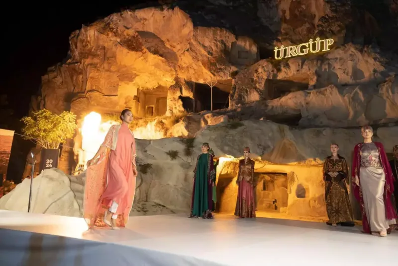 Gülnarə Xəlilovanın əsərləri “Fashion Week Cappadocia”da