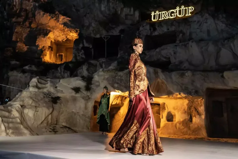 Gülnarə Xəlilovanın əsərləri “Fashion Week Cappadocia”da