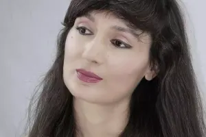 “Almaniyada Azərbaycan pasportu ilə yaşayıram” - Əzizə Mustafazadə