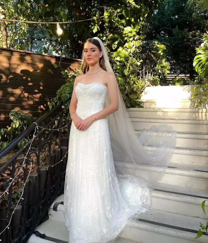 İki gəlinlik, məşhur qonaqlar və “Yalı çapkın”ları...