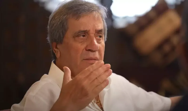 “Bu gün efirə köynəksiz çıxıb, əxlaqsız ifadələr işlətmək olar”