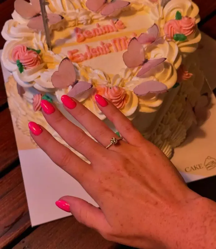 “Çilek” ailə qurur!