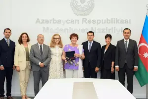 Nazirlikdə Tamara Sinyavskaya ilə görüş oldu