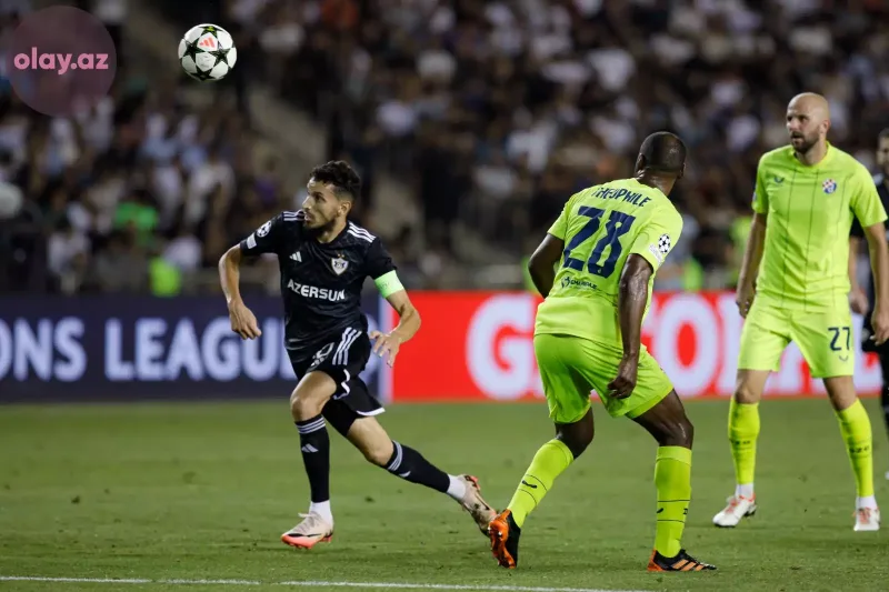 Dünənki oyundan fotoreportaj...