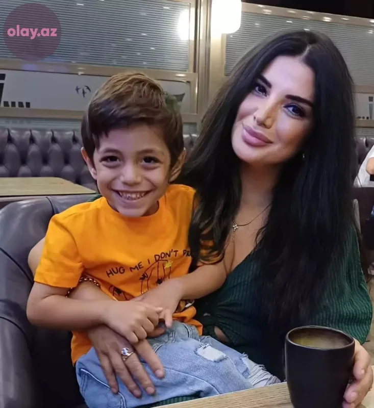 “Kamerton”un Gülnarəsindən oğlu ilə yeni fotolar