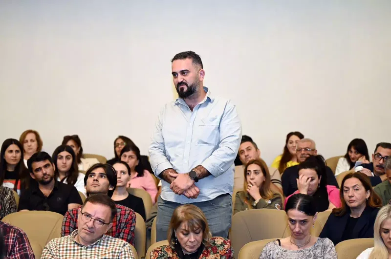 Adil Kərimli Kukla Teatrında - Fotolar