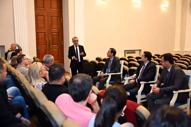 Adil Kərimli Kukla Teatrında - Fotolar