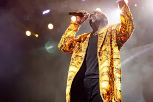 Bakıda Akon nostaljisi - Rəqs, coşqu, izdiham!