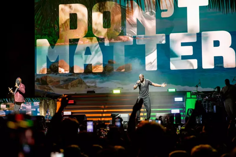 Bakıda Akon nostaljisi - Rəqs, coşqu, izdiham!