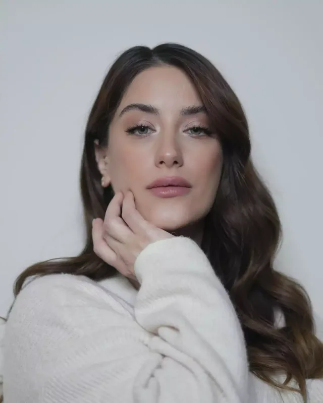 “Bəkarət müayinəsi səhnəsini rədd etdiyim üçün məni aşağıladı”