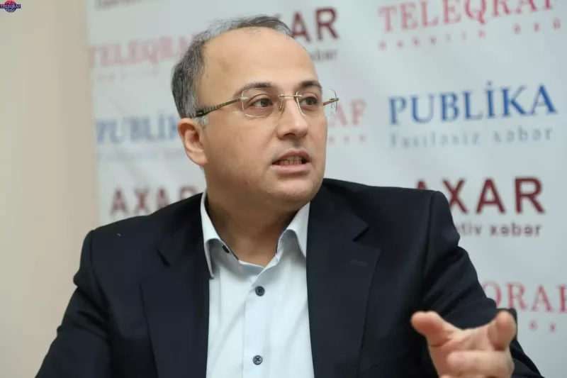 Aynurla Arzu arasında qalmaqal!