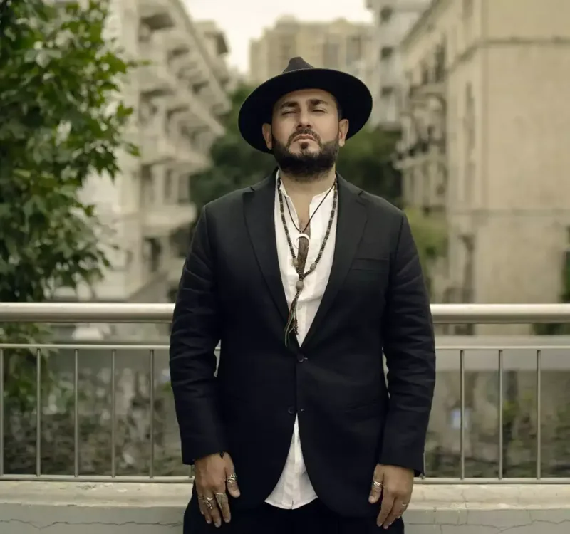 Murad Natavanla mahnı qalmqalından danışdı