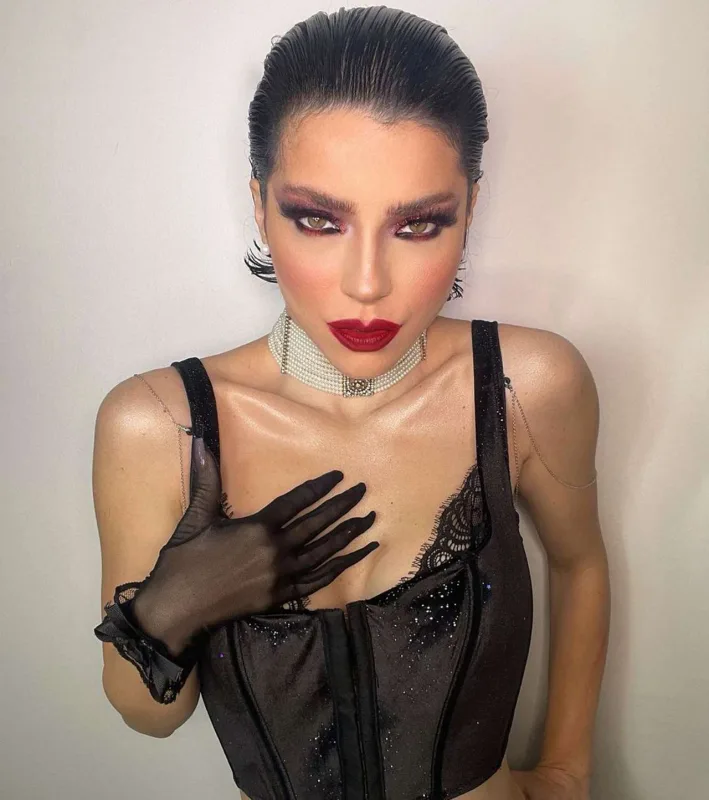 Merveni tənqid etdilər