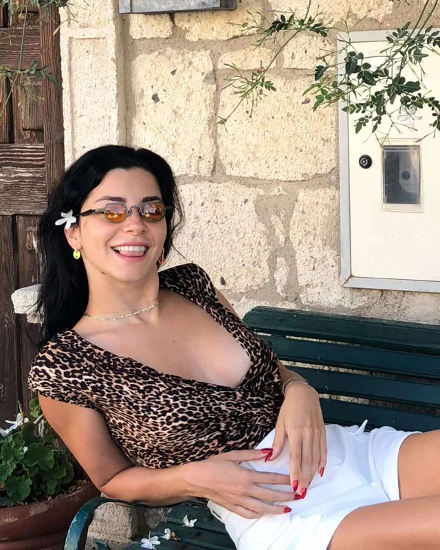 Merveni tənqid etdilər