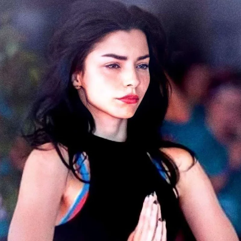 Merveni tənqid etdilər