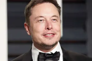 Mask “Twitter”i almaq istəyir