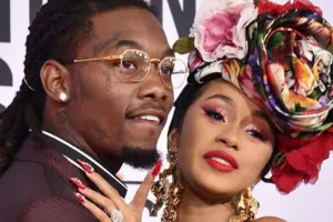 İlk dəfə oğlunun fotolarını paylaşdı