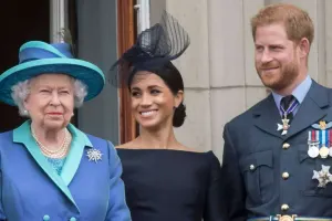 Kraliçanın ölümünü xəbərlərdən öyrənib