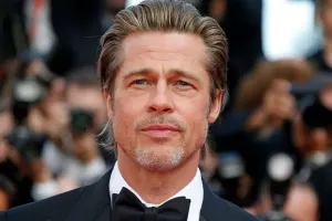 Bred dünyanın ən yaraşıqlı kişisini açıqladı 