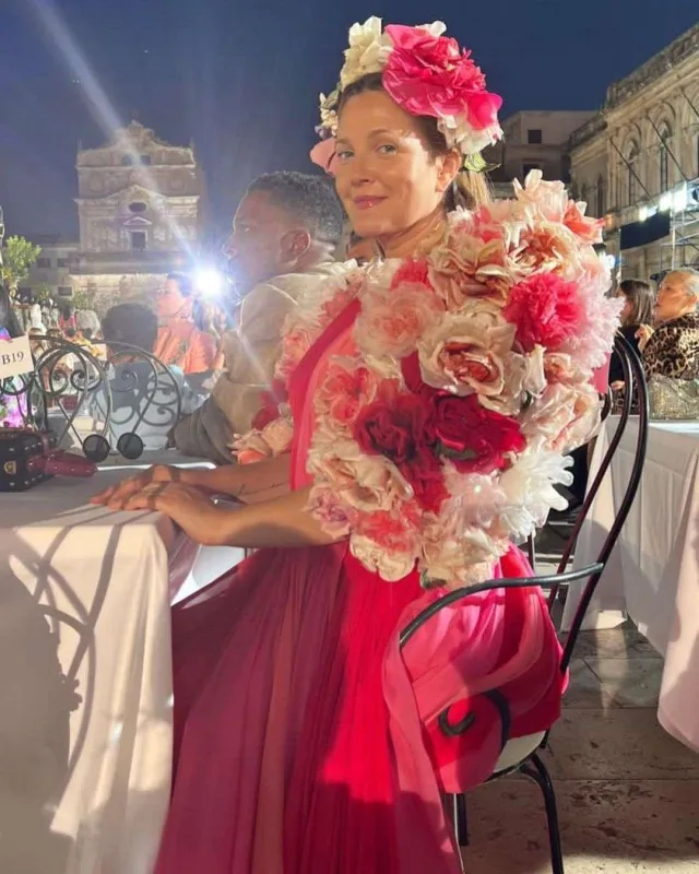 “Dolce &amp; Gabbana”nın dəfiləsinə məşhur axını