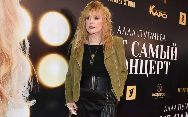 Alla Puqaçovanın portreti muzeyə asıldı