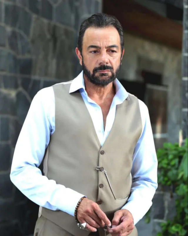 Kerem albom çıxarır