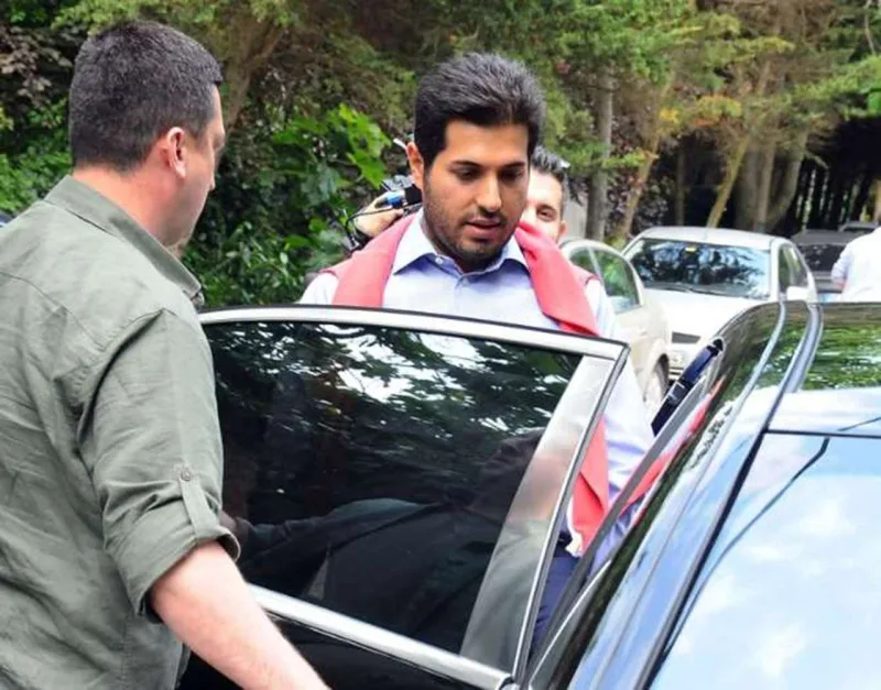 Petek Amerikaya Reza üçün gedib